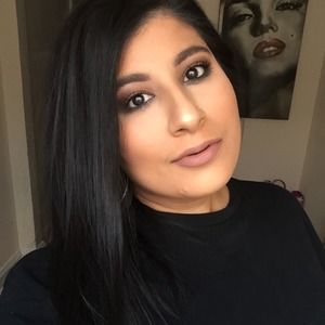 Meet your Posher, Breana